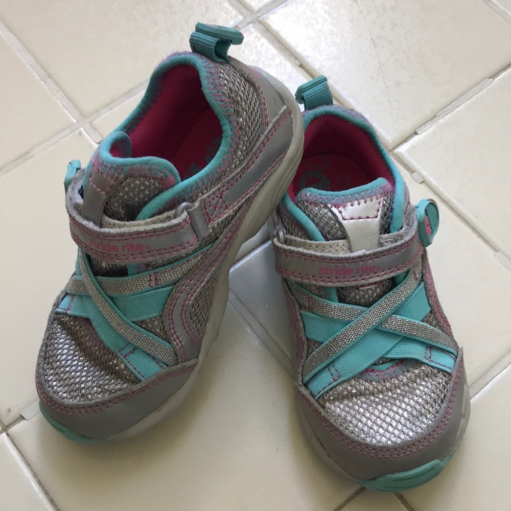 Girls sneakers!